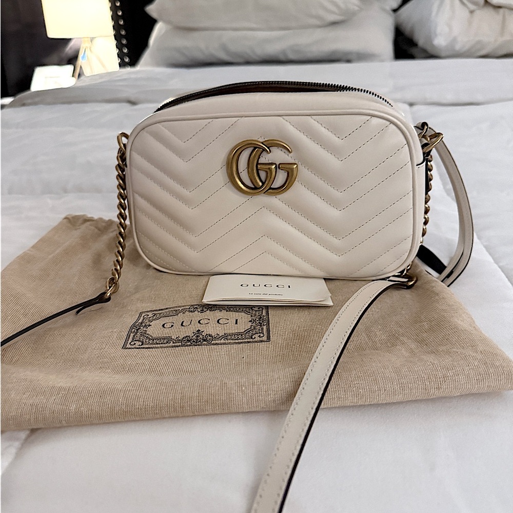 *SOLD* Gucci GG Marmont Quilted Crossbody Camera Bag